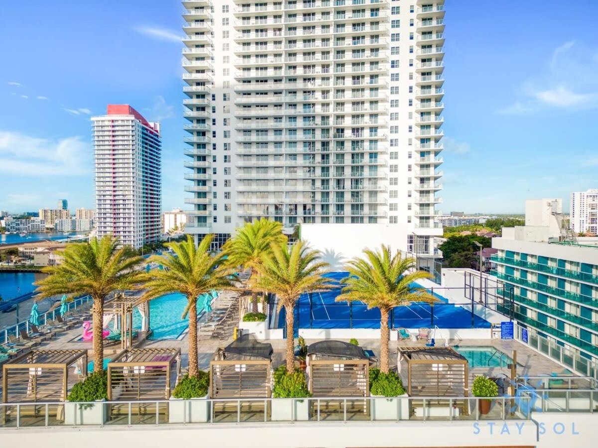 Apartmán Wrap Around Balcony - Insane Views - Amazing Pools Hollywood Exteriér fotografie