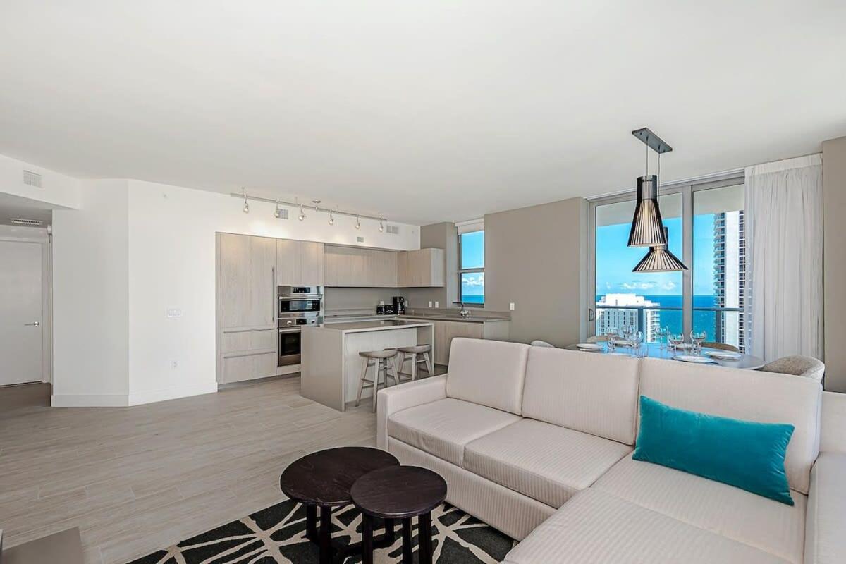 Apartmán Wrap Around Balcony - Insane Views - Amazing Pools Hollywood Exteriér fotografie