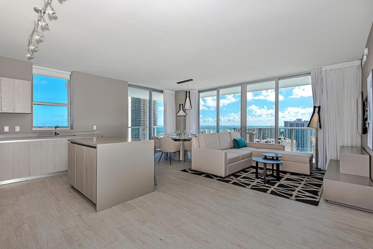 Apartmán Wrap Around Balcony - Insane Views - Amazing Pools Hollywood Exteriér fotografie