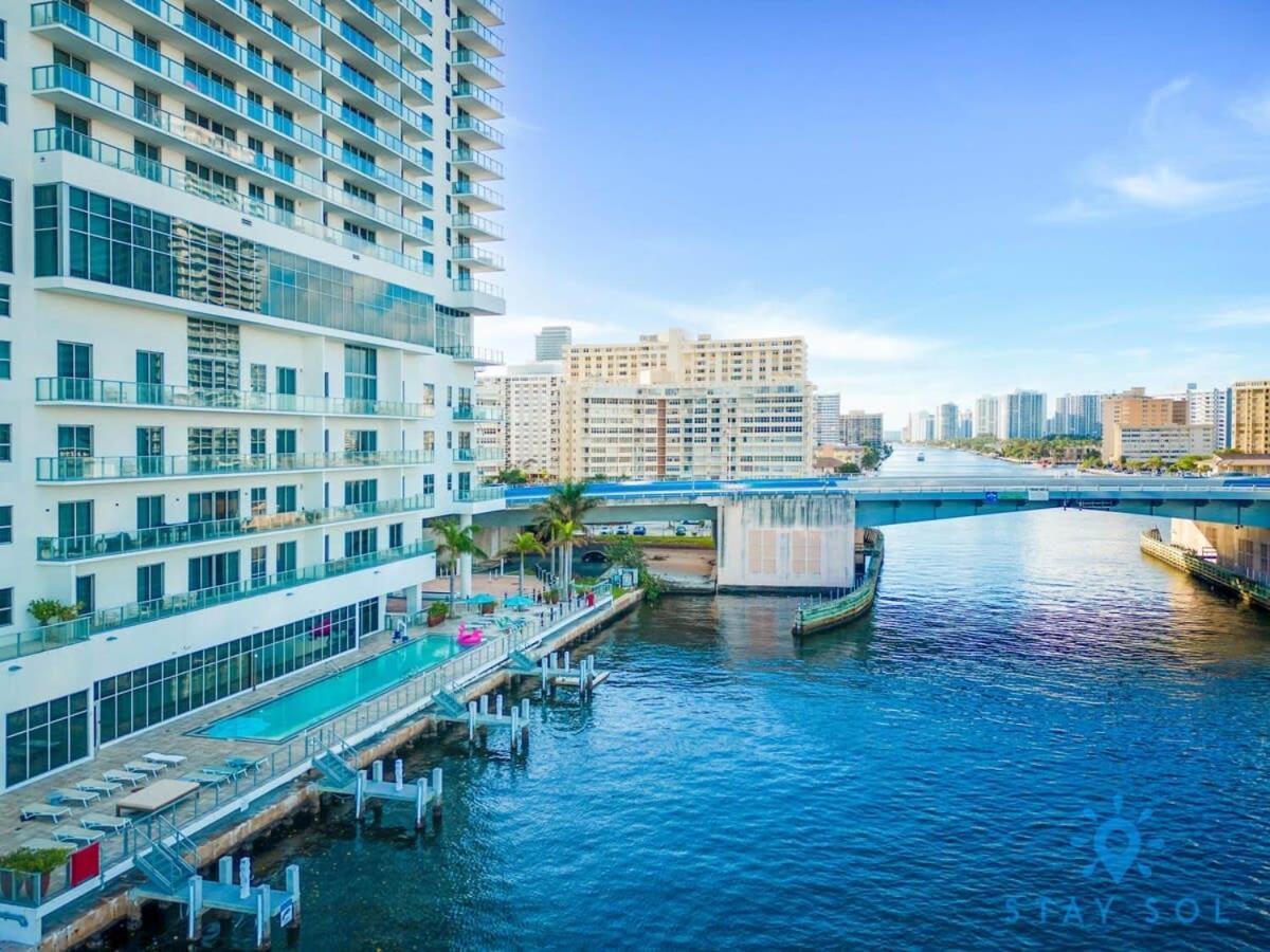 Apartmán Wrap Around Balcony - Insane Views - Amazing Pools Hollywood Exteriér fotografie